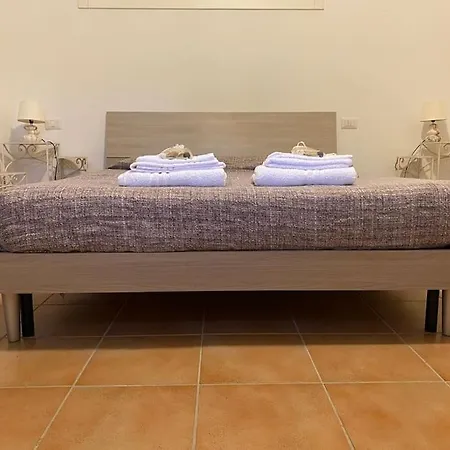 Lia, Casa In Collina Con Piscina. *