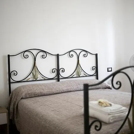 Lia, Casa In Collina Con Piscina. * Purello