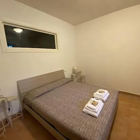 Lia, Casa In Collina Con Piscina.