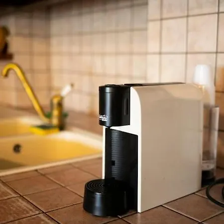 Lia, Casa In Collina Con Piscina. *