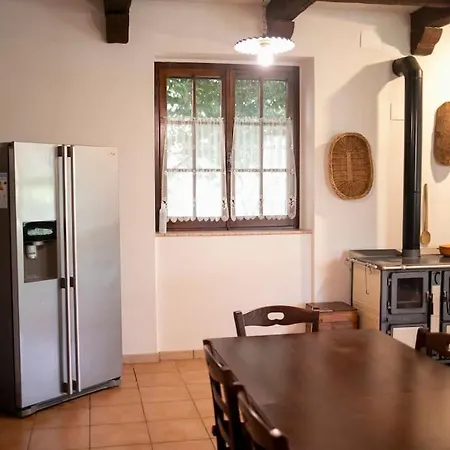 Lia, Casa In Collina Con Piscina. * Porello