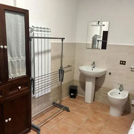 Lia, Casa In Collina Con Piscina. Apartment